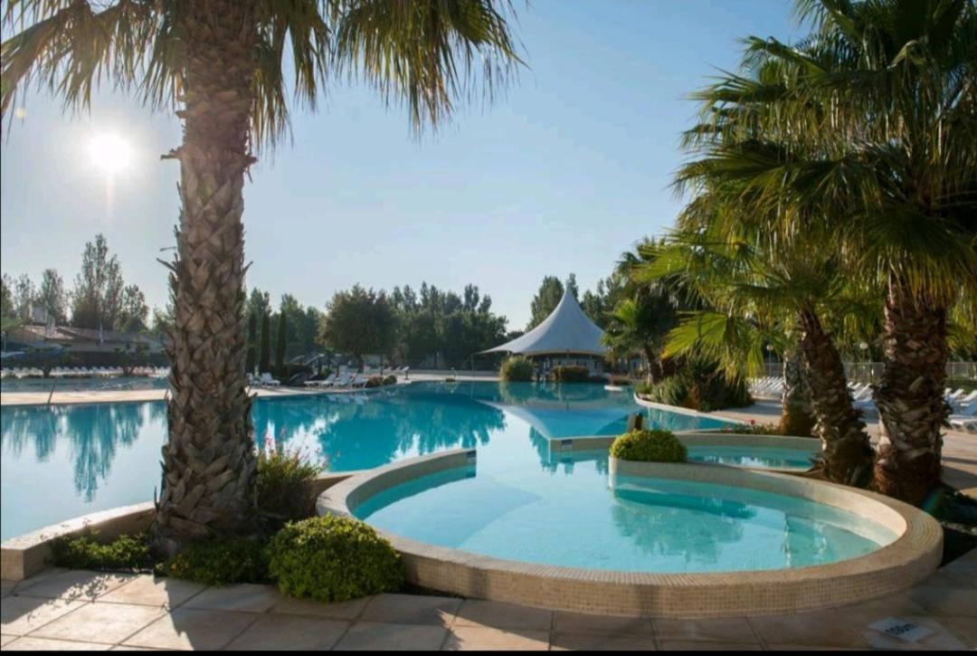 Hotel La Carabasse / Mazet 69 Vias Exterior foto